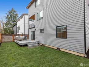 6738 21st Avenue SW, Seattle WA 98106
