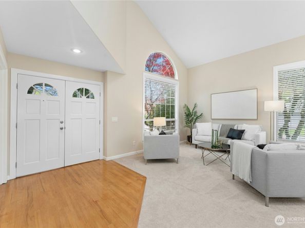 3643 252nd Place SE, Sammamish WA 98029