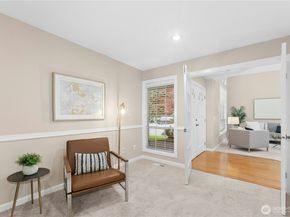3643 252nd Place SE, Sammamish WA 98029