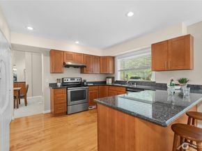 3643 252nd Place SE, Sammamish WA 98029