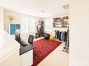 17252 NE 119th Way, Redmond WA 98052