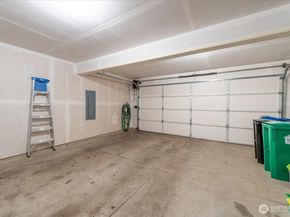 6910 31st Avenue SW, Seattle WA 98126