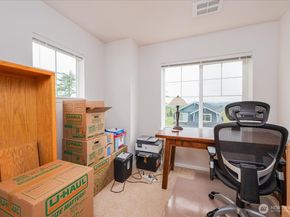 6910 31st Avenue SW, Seattle WA 98126