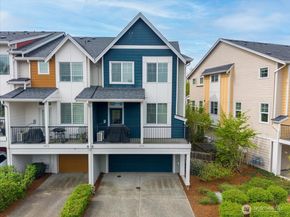 6910 31st Avenue SW, Seattle WA 98126