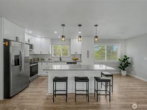 24717 S 35th Avenue, Kent WA 98032