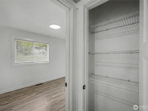 24717 S 35th Avenue, Kent WA 98032