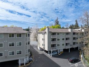 18200 73rd Avenue NE A311, Kenmore WA 98028