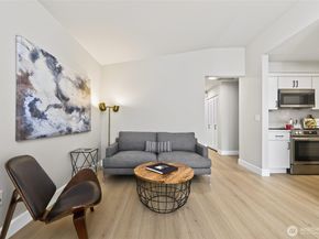 18200 73rd Avenue NE A311, Kenmore WA 98028