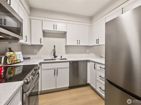 18200 73rd Avenue NE A311, Kenmore WA 98028