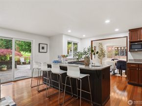 21633 NE 29th St, Sammamish WA 98074