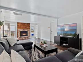 914 S 30th Place, Renton WA 98055