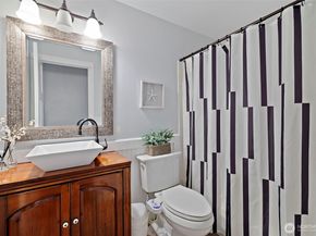 914 S 30th Place, Renton WA 98055