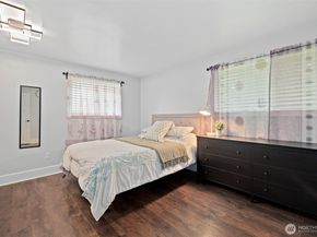 914 S 30th Place, Renton WA 98055
