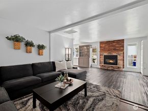 914 S 30th Place, Renton WA 98055