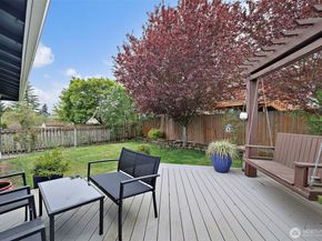 914 S 30th Place, Renton WA 98055