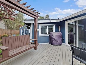 914 S 30th Place, Renton WA 98055