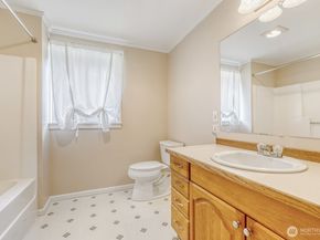 20115 48 Avenue SE, Bothell WA 98012
