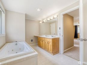20115 48 Avenue SE, Bothell WA 98012