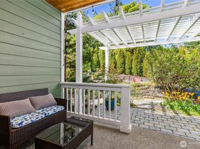 20367 Fortune Place NE, Poulsbo WA 98370