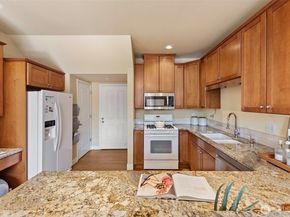 1443 NE 166th Court 3, Shoreline WA 98155