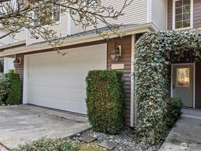 1443 NE 166th Court 3, Shoreline WA 98155