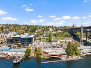 4028 5th Avenue NE, Seattle WA 98105