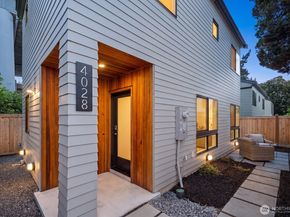 4028 5th Avenue NE, Seattle WA 98105