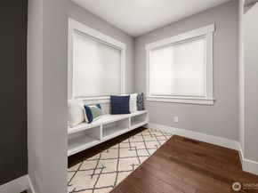 814 23rd Avenue E, Seattle WA 98112