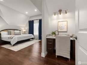 814 23rd Avenue E, Seattle WA 98112