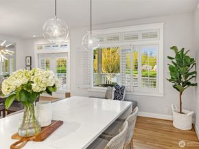 712 Tiffany Meadows Drive NE, Bainbridge Island WA 98110