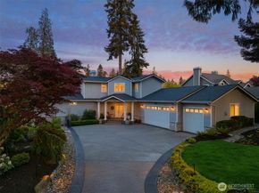 712 Tiffany Meadows Drive NE, Bainbridge Island WA 98110