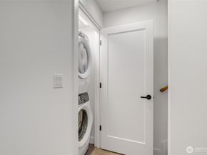 2373 Minor Avenue E, Seattle WA 98102