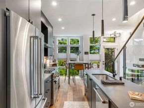 2373 Minor Avenue E, Seattle WA 98102