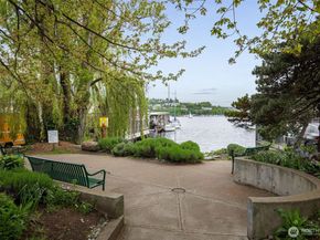 2373 Minor Avenue E, Seattle WA 98102