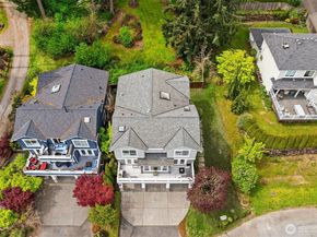 11919 89th Place NE, Kirkland WA 98034