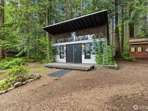 6923 237th Avenue NE, Redmond WA 98053