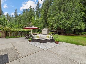 6923 237th Avenue NE, Redmond WA 98053