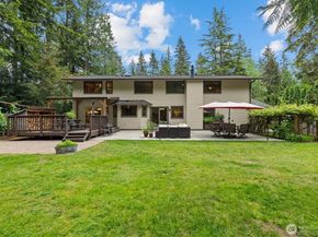 6923 237th Avenue NE, Redmond WA 98053