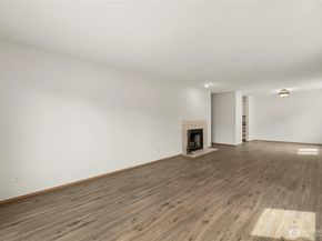 1239 SW 132nd Lane 823, Burien WA 98146