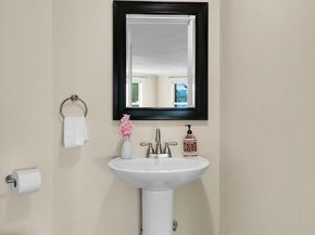 11605 87th Avenue S, Seattle WA 98178