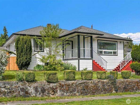 11605 87th Avenue S, Seattle WA 98178