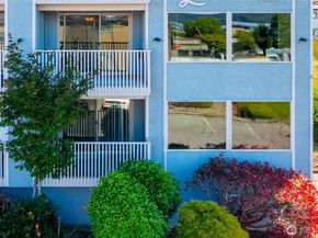 813 S 227th Place 2, Des Moines WA 98198