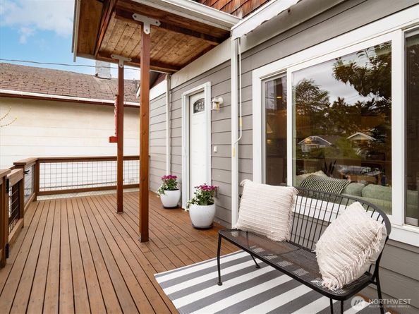 4513 Cascadia Avenue S, Seattle WA 98118