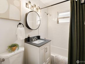 4513 Cascadia Avenue S, Seattle WA 98118