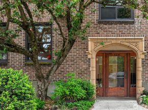 404 E Harrison Street 101, Seattle WA 98102