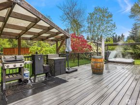 8442 NE 141st Street, Kirkland WA 98034