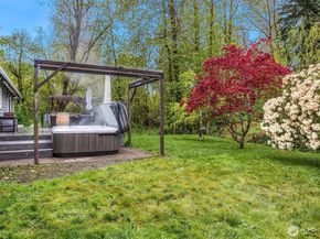 8442 NE 141st Street, Kirkland WA 98034