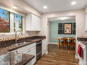 8442 NE 141st Street, Kirkland WA 98034