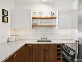 4710 Dayton Avenue N 2, Seattle WA 98103