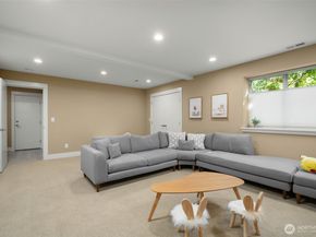 11222 116th Place NE L4, Kirkland WA 98033